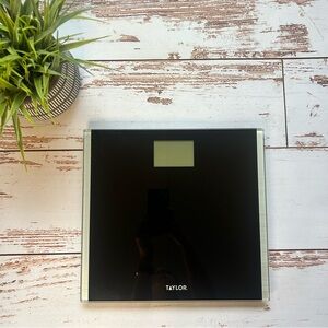 Taylor | Digital Glass Scale